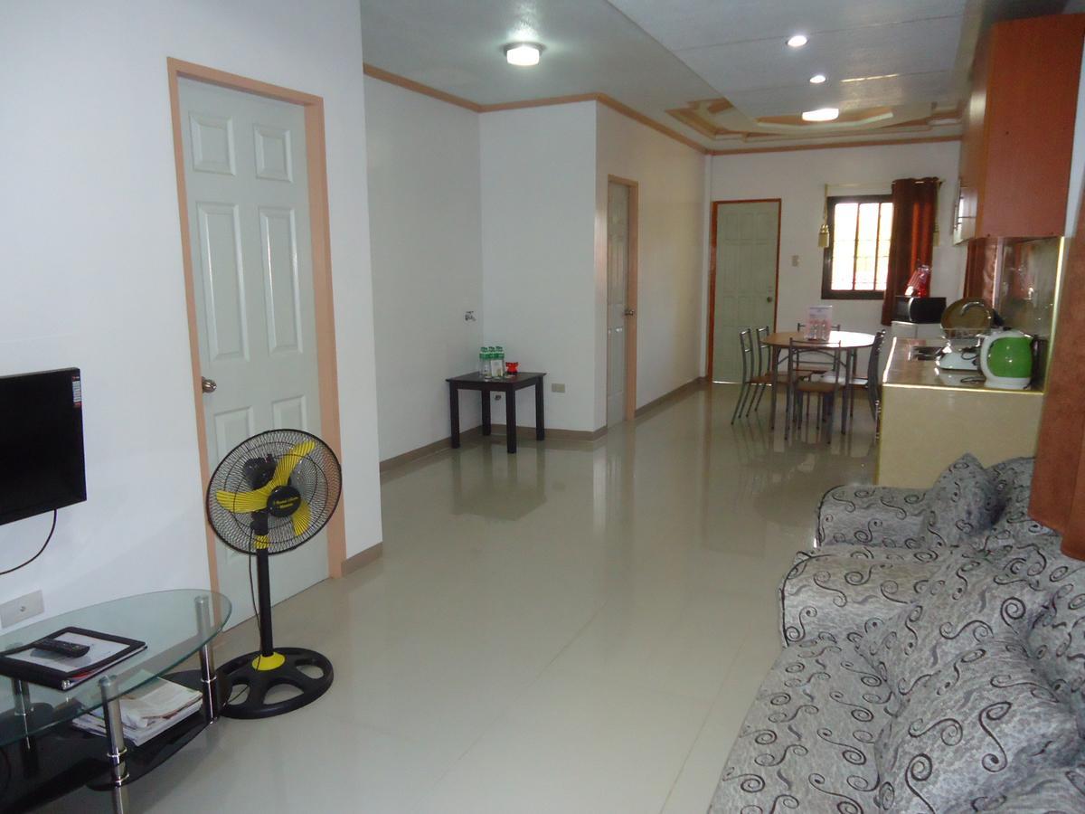 Rullan Apartelle Anda  Exterior photo